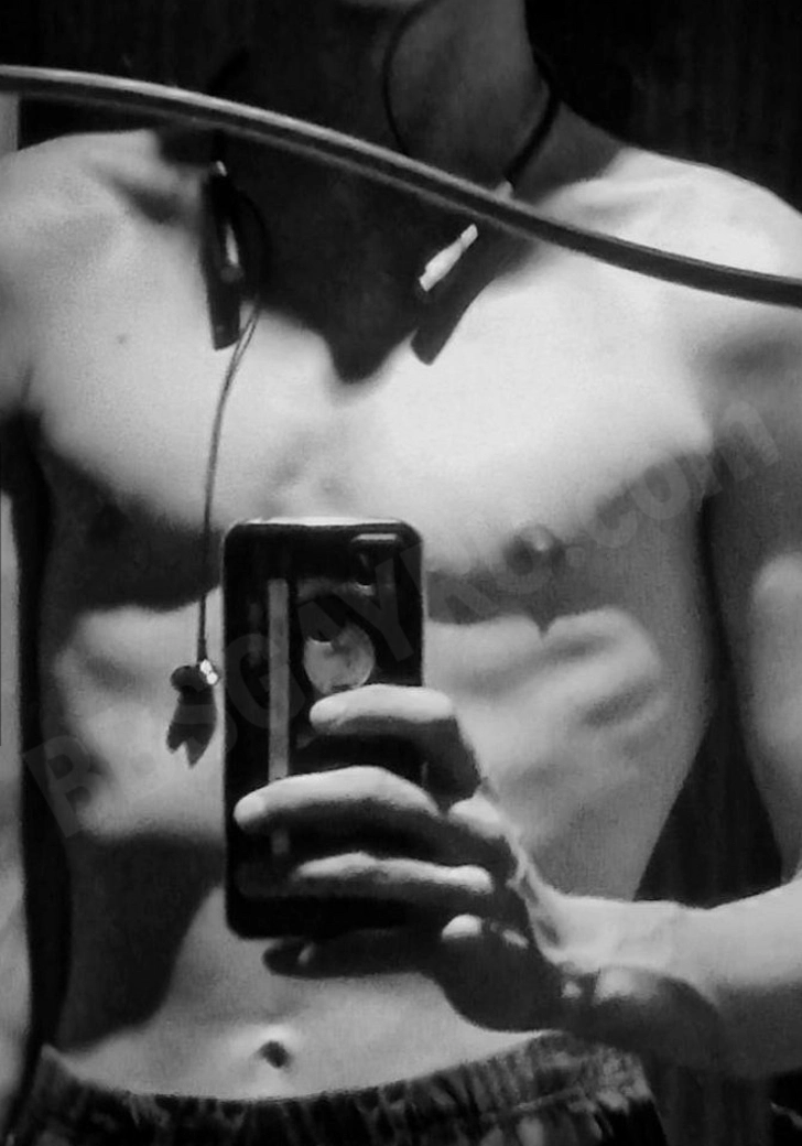 Эскорт и массаж, услуги Санкт-Петербург: Артём 19 лет (актив) 1