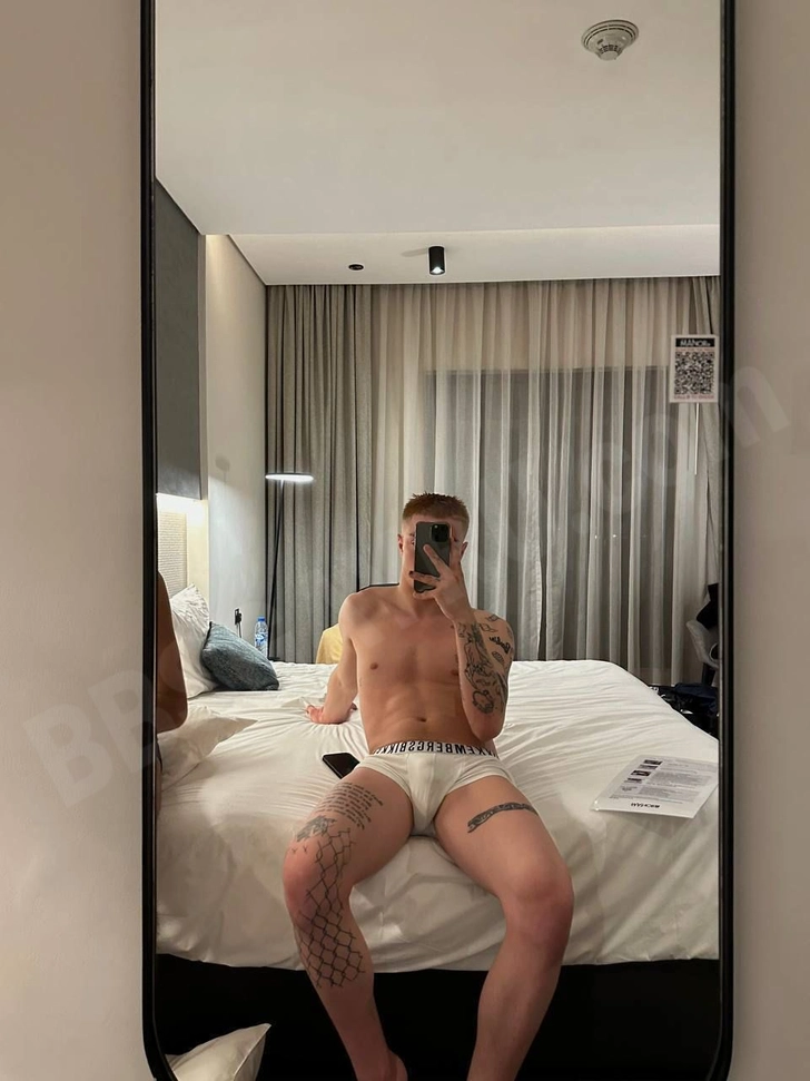 Skype и виртуальный секс Москва: Константин 19 лет (актив) 1