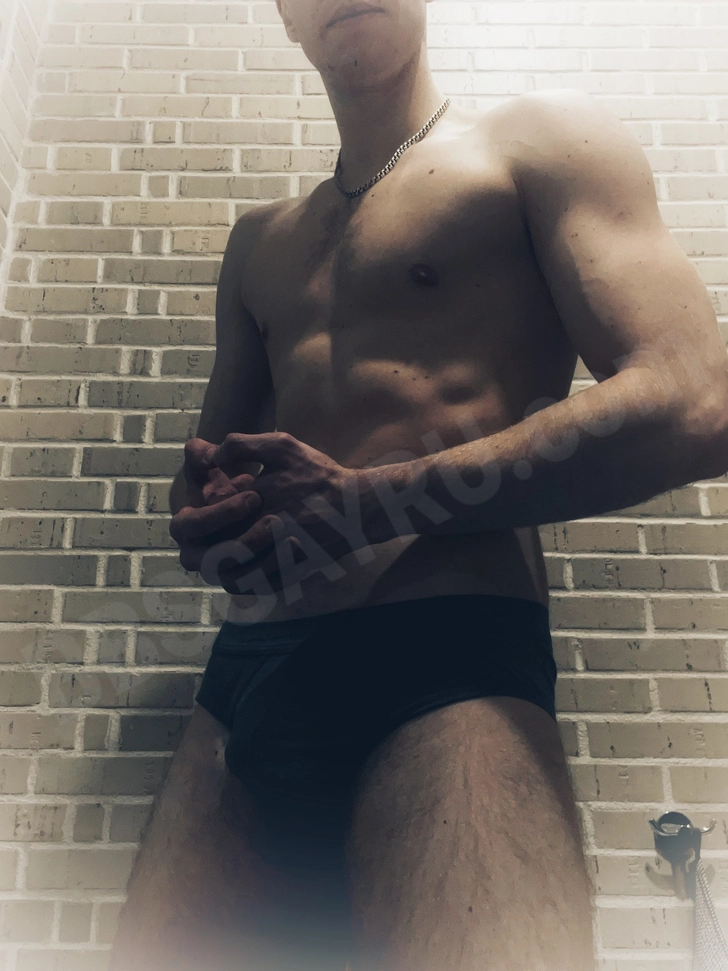 Гей-Знакомства Санкт-Петербург: Юрий 27 лет (другое) 1