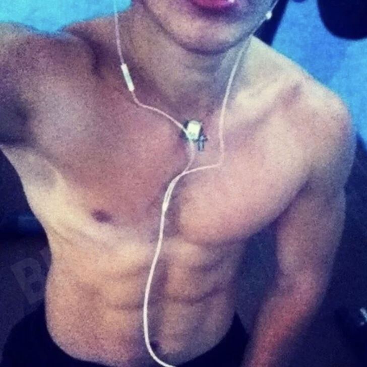 Гей-знакомства Новосибирск: Саша 22 лет (уни) 2