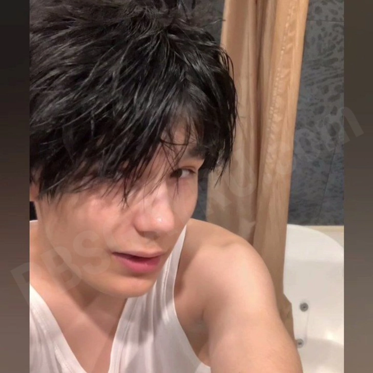 Эскорт и массаж, услуги Москва: миша агрест 18 лет (уни) 2