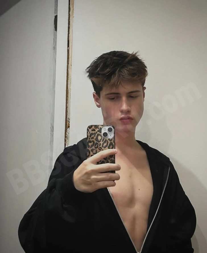 Эскорт и массаж, услуги Москва: Bikor 20 лет (актив) 1