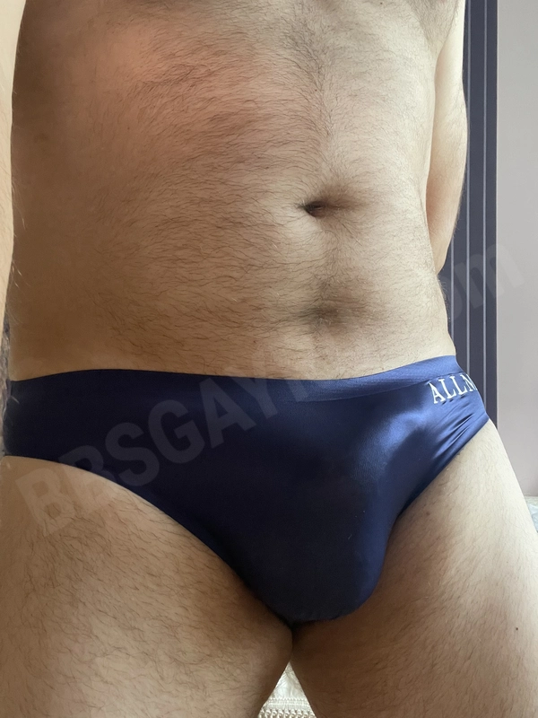 Alekse9994892709
