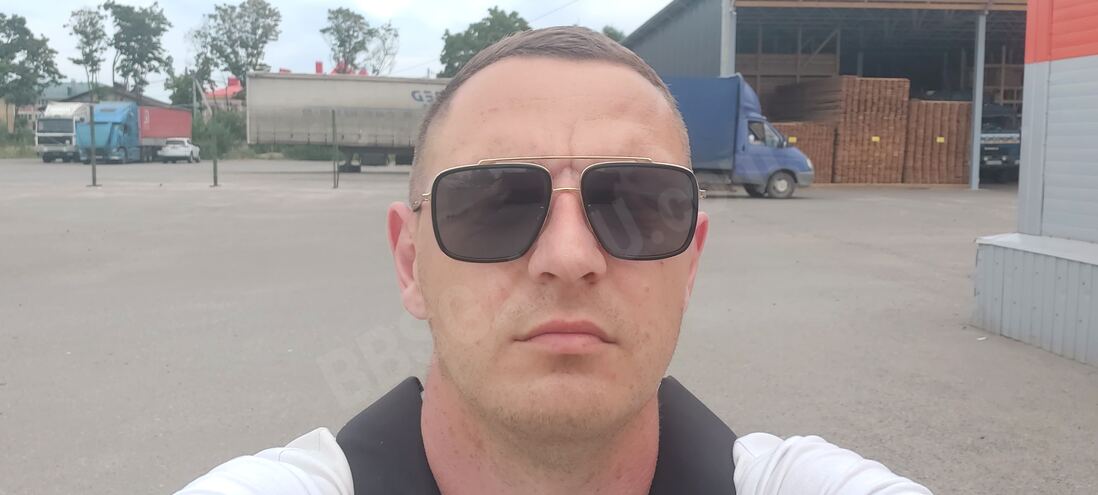 Dmitrykos2033482