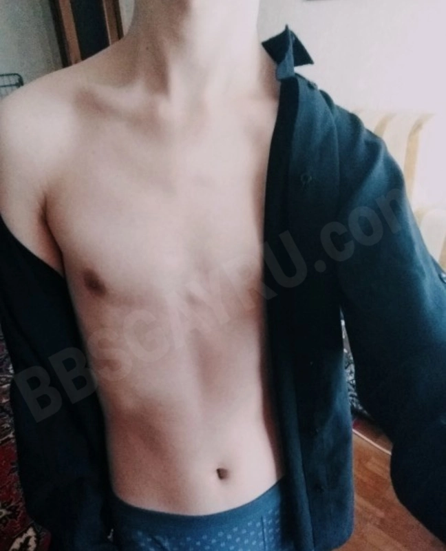 Boy20024283905
