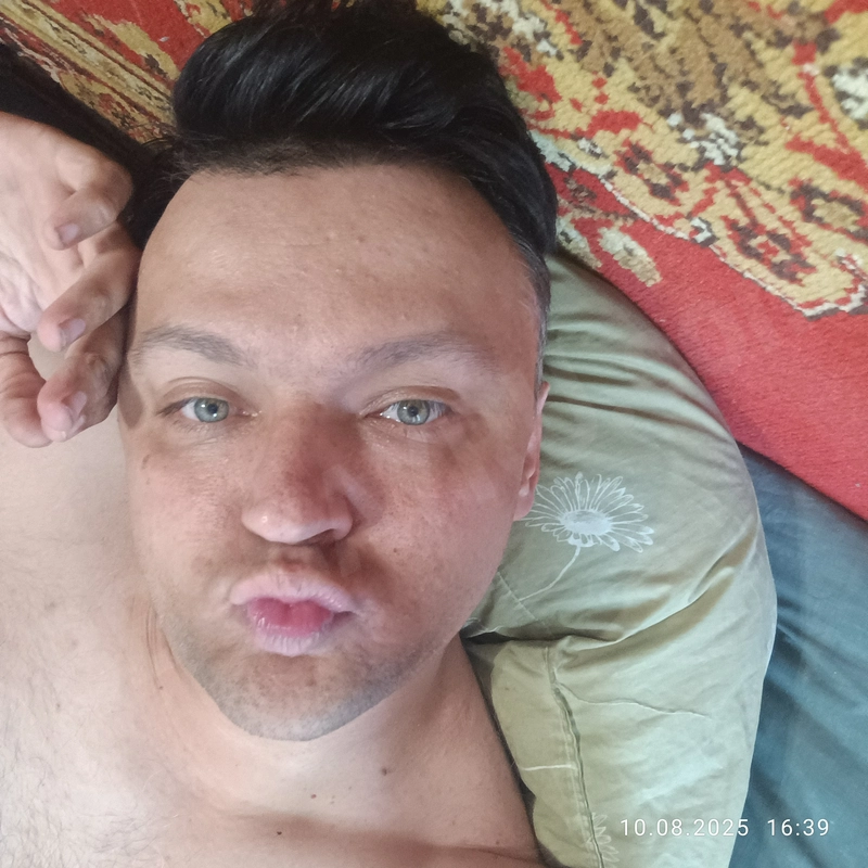 Jorge864806902