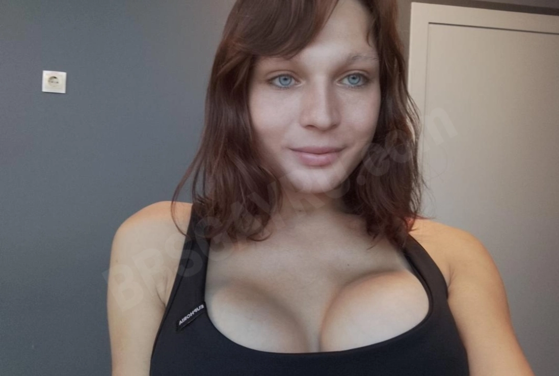 Evaevaevaeva4854426