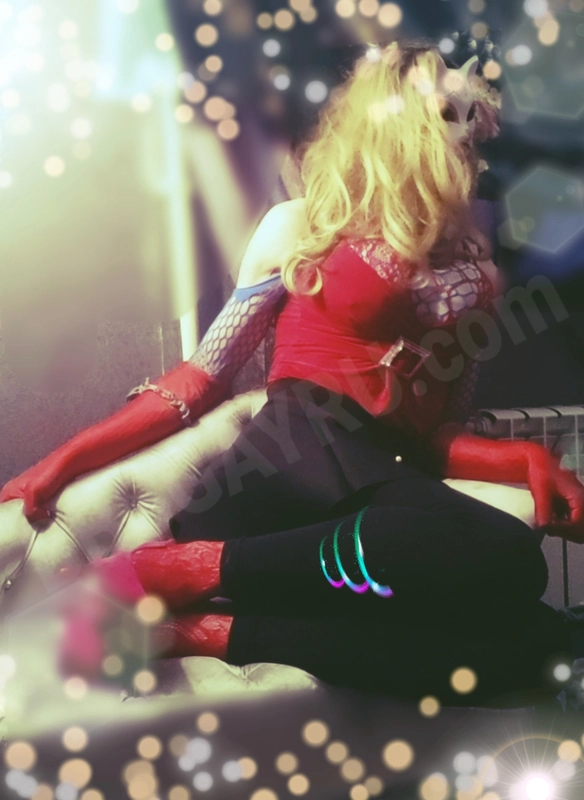 Alexandra19904661541