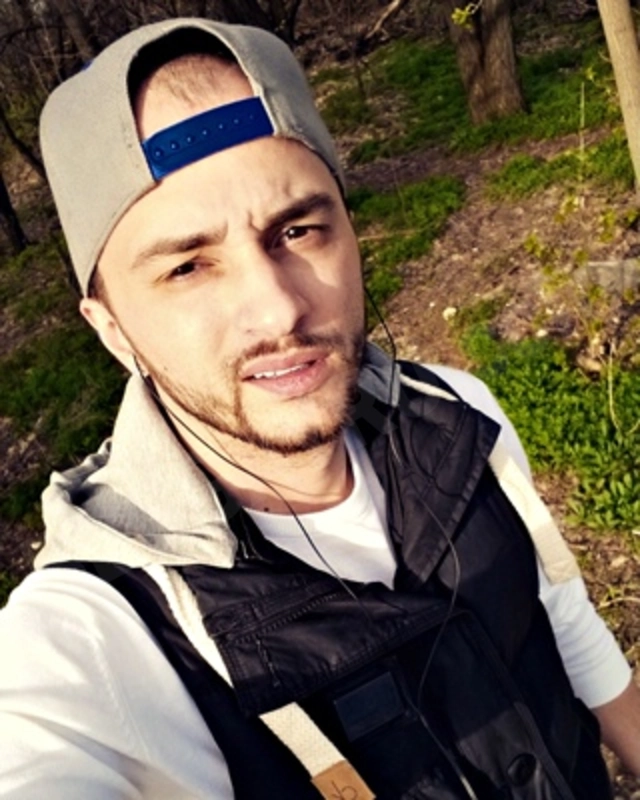 00Sergei004541697