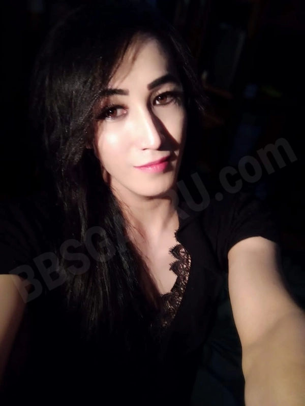 Liyali2603128