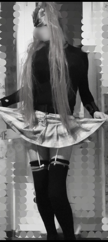 Alexandra19904893974