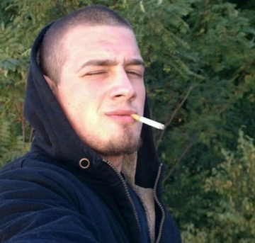 Тимур Пезешки