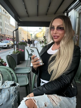 Ева
